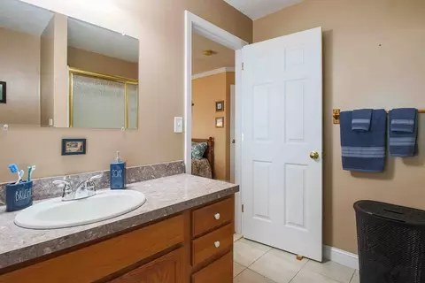 13 Myra Ln #8, Worcester, MA 01606 photo 18