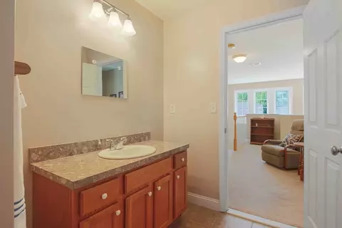 13 Myra Ln #8, Worcester, MA 01606 photo 28