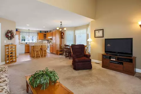 13 Myra Ln #8, Worcester, MA 01606 photo 11