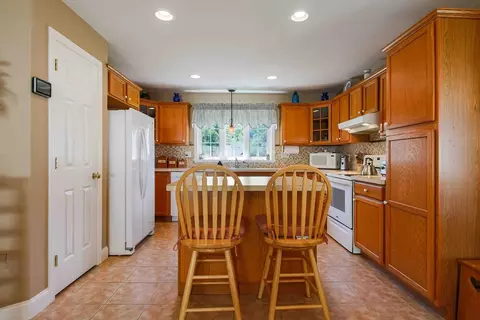 13 Myra Ln #8, Worcester, MA 01606 photo 4