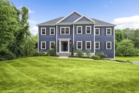 146 Haggetts Pond Rd, Andover, MA 01810