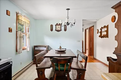 Dining - 10 Concord Dr, Easthampton, MA 01027 photo 2 of 3
