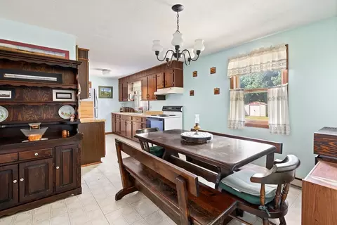 Dining - 10 Concord Dr, Easthampton, MA 01027 photo 3 of 3