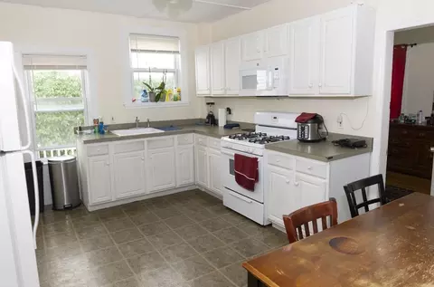 3 Hall Ave, Everett, MA 02149 photo 8