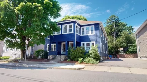 32 Eddy St #4, Waltham, MA 02451