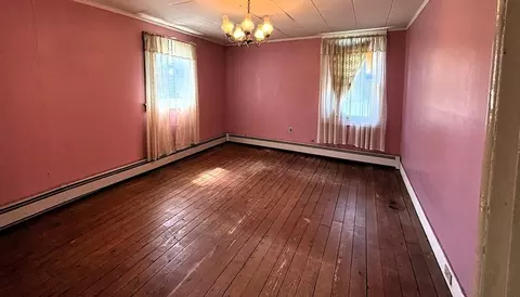 84 W Main St, Ware, MA 01082 photo 18