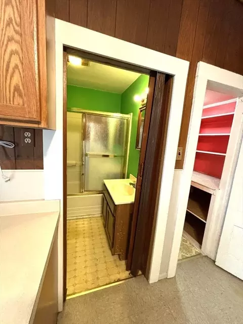 84 W Main St, Ware, MA 01082 photo 30
