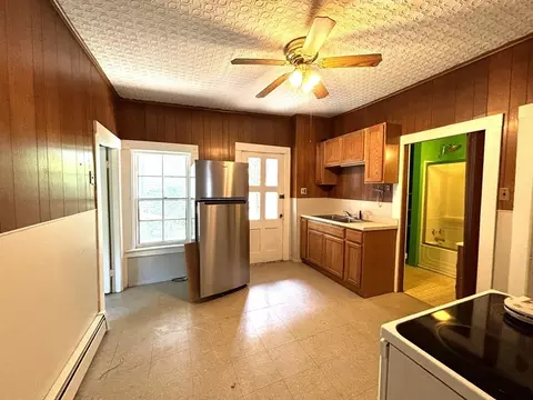 84 W Main St, Ware, MA 01082 photo 29