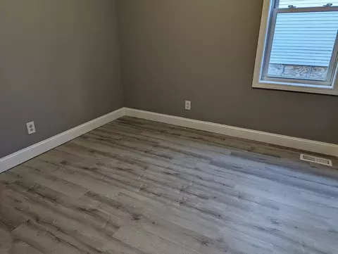 Bedroom - 44 Tecumseh St, Fall River, MA 02721 photo 3 of 6