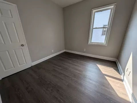 Bedroom - 44 Tecumseh St, Fall River, MA 02721 photo 5 of 6