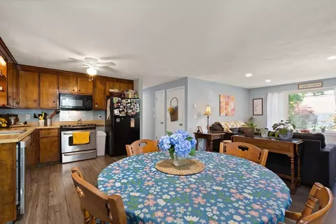 114 Emory St, Attleboro, MA 02703 photo 12