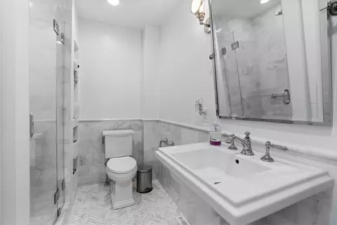Bath - 27 Bemis St, Weston, MA 02493 photo 1 of 4