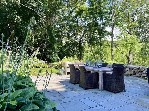 Exterior - 27 Bemis St, Weston, MA 02493 photo 8 of 15