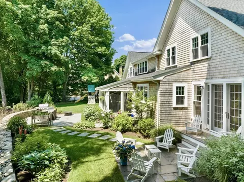 Exterior - 27 Bemis St, Weston, MA 02493 photo 13 of 15