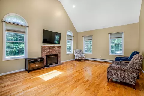 136 River Rd, Pepperell, MA 01463 photo 15