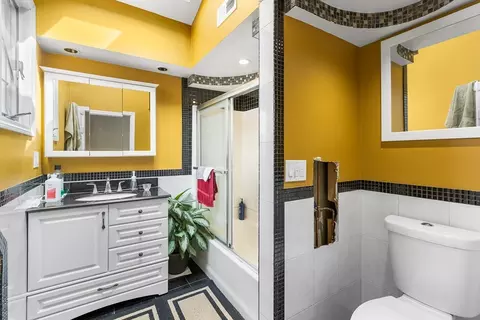Bath - 15 Calhoun Ave, Everett, MA 02149 photo 1 of 5