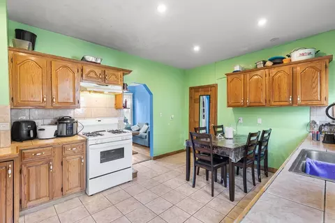 Other - 15 Calhoun Ave, Everett, MA 02149 photo 6 of 11