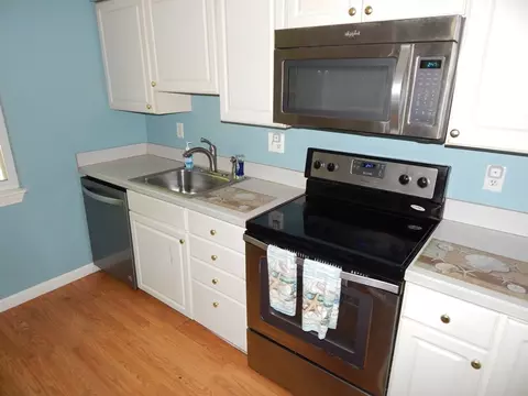 16 Beals Cove Rd #D, Hingham, MA 02043 photo 5