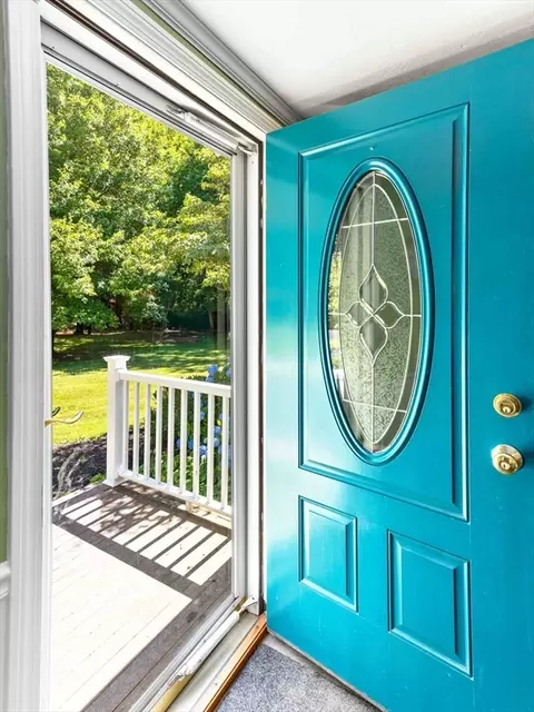 621 King St, Raynham, MA 02767 photo 5