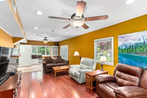 621 King St, Raynham, MA 02767 photo 12
