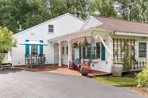 621 King St, Raynham, MA 02767 photo 6