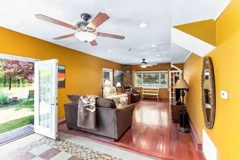 621 King St, Raynham, MA 02767 photo 13