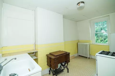 774 E Broadway, Boston, MA 02127 photo 31