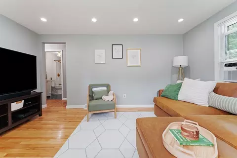 6 Nutmeg Dr, Worcester, MA 01603 photo 7