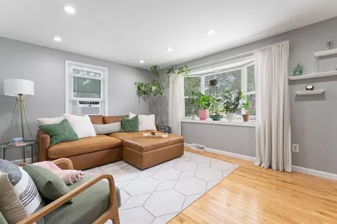 6 Nutmeg Dr, Worcester, MA 01603 photo 4