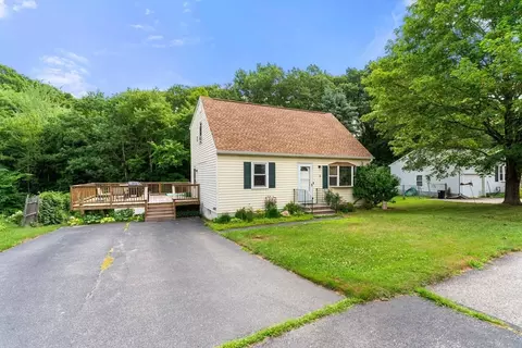 6 Nutmeg Dr, Worcester, MA 01603 photo 3