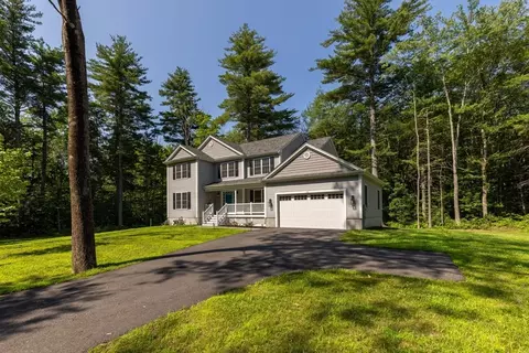 62 Benjamin Rd, Shirley, MA 01464