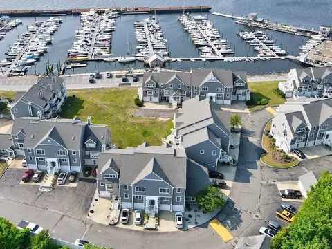 700 Shore Dr #9-907, Fall River, MA 02721 photo 2