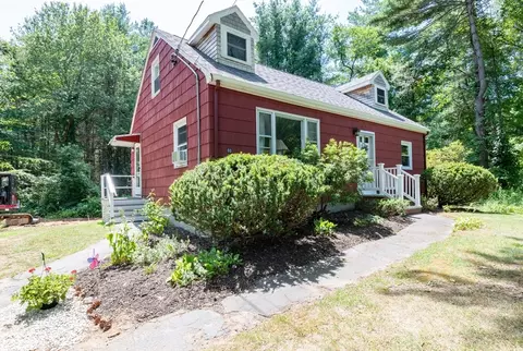 Exterior - 80 Thurlow St, Georgetown, MA 01833 photo 2 of 11