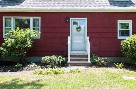 Exterior - 80 Thurlow St, Georgetown, MA 01833 photo 8 of 11