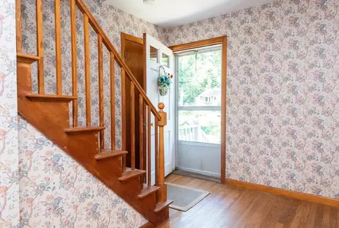 Entry Way - 80 Thurlow St, Georgetown, MA 01833 photo 4 of 5