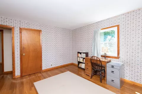Bedroom - 80 Thurlow St, Georgetown, MA 01833 photo 2 of 5