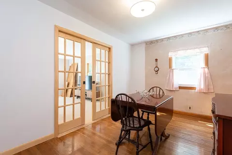 Dining - 80 Thurlow St, Georgetown, MA 01833 photo 3 of 4