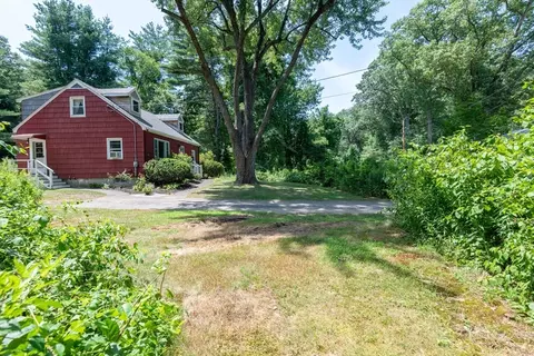 Exterior - 80 Thurlow St, Georgetown, MA 01833 photo 3 of 11