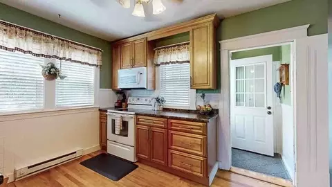 79 Tower St, Worcester, MA 01606 photo 18