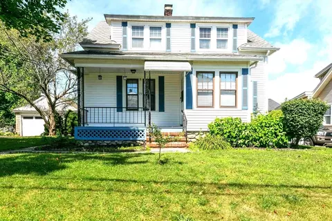 79 Tower St, Worcester, MA 01606
