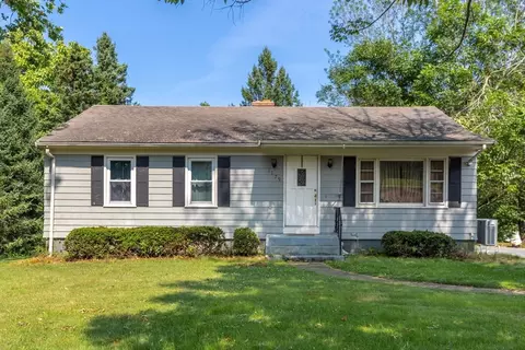 1179 Bark St, Swansea, MA 02777