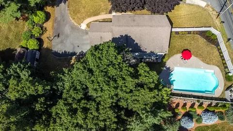 75 Blueberry Ln, Reading, MA 01867 photo 38