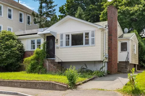 154 Cherry St, Brockton, MA 02301