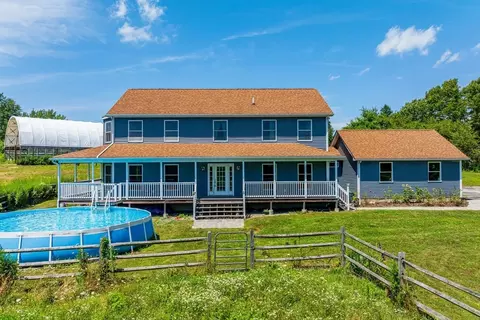 7 L Turner Dr, Charlton, MA 01507
