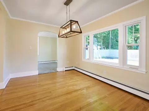 Dining - 26 Monroe Ave, Worcester, MA 01602 photo 1 of 1