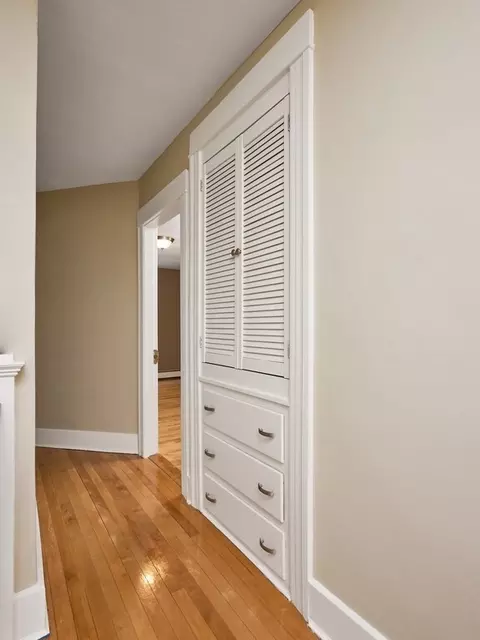 Entry Way - 26 Monroe Ave, Worcester, MA 01602 photo 2 of 2