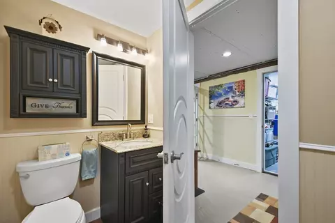 Bath - 1 Val Rd, Westminster, MA 01473 photo 2 of 3