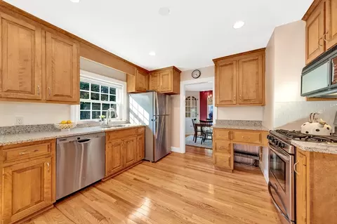319 Appleton St, Arlington, MA 02476 photo 12