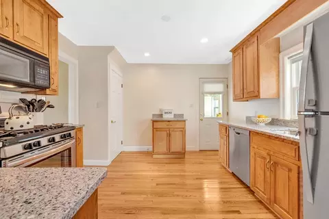 319 Appleton St, Arlington, MA 02476 photo 16