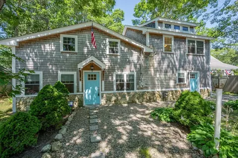 36 Riverside Rd, Mashpee, MA 02649 photo 2
